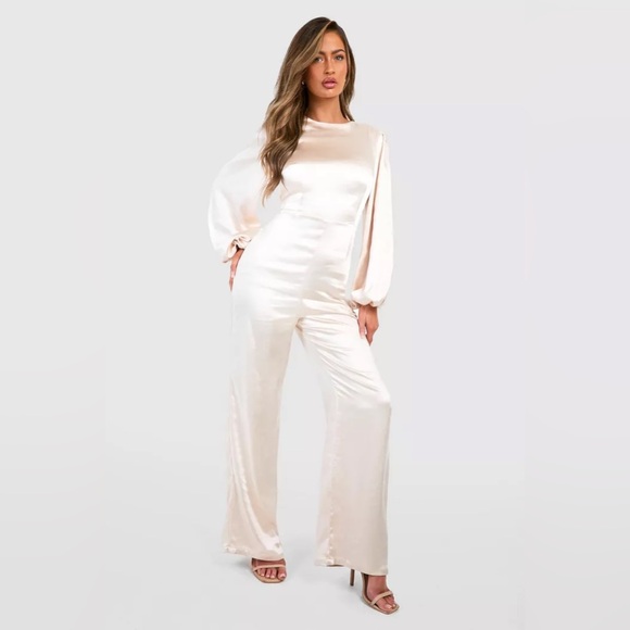 Boohoo Satin Blouson Sleeve Jumpsuit in small - Picture 1 of 2